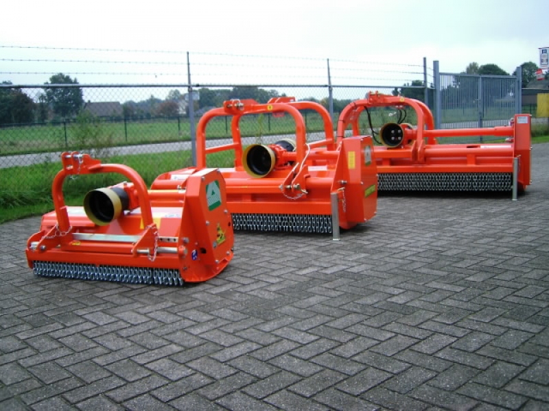 3 nieuwe Agrimaster klepelmaaiers 280, 160 en 110 cm.