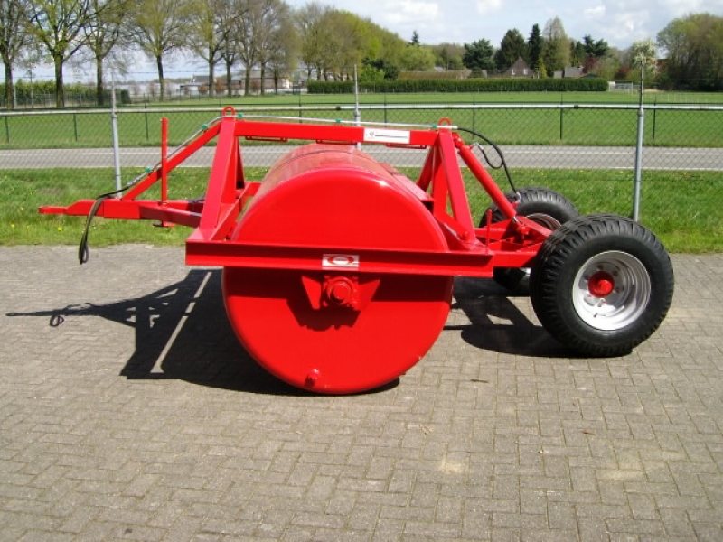 JAKO Landrol 4500 kg.